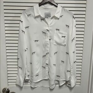 Rails Rosci White Button Down with All Over Cheetahs